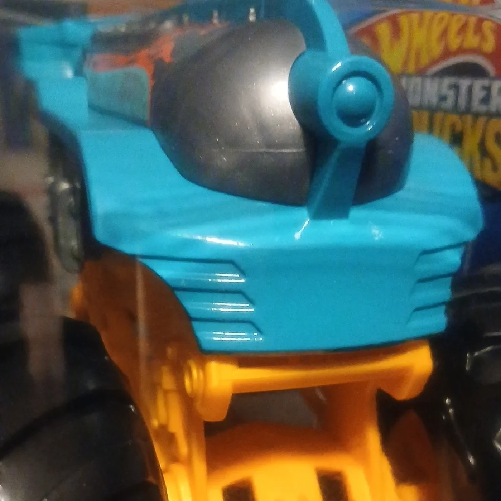 Hot Wheels West Coast Crusher Monster Truck - Blue and Orange